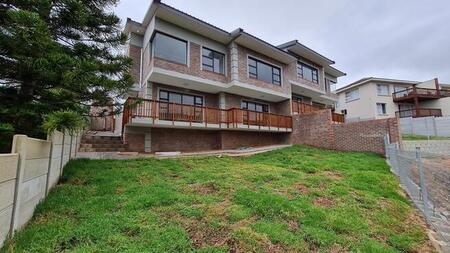 3 Bedroom duet for sale in Dana Bay, Mossel Bay