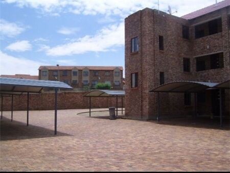 2 Bedroom Apartment In Halfway Gardens Midrand