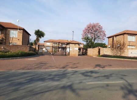 2 Bedroom Apartment in Erand Gardens