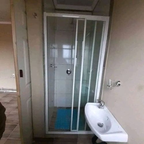 Rdp House located in Alexander, Alexandra RentUncle