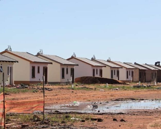 Beautiful 2 bedroom house, Lufhereng | RentUncle