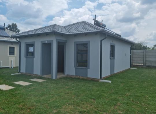 Daveyton Rdps Rdp Houses For Sale At Candelabra Crescent, Daveyton, Daveyton | RentUncle