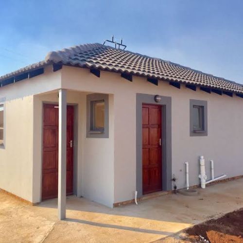 Low Cost Rdp Houses (063 960 7999), Sebokeng Zone 19 RentUncle