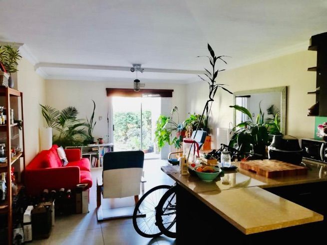 Lovely Apartment close to beaches, West Beach | RentUncle