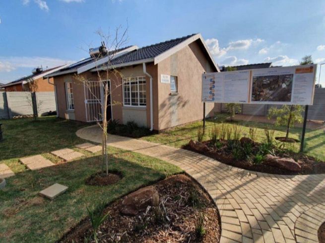 2 bedroom house in Soweto, Pimville | RentUncle