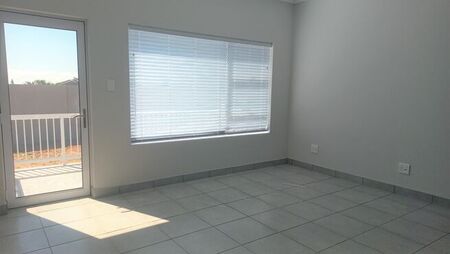 3 Bedroom duet for sale in Hartenbos Heuwels