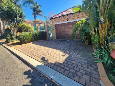 3 Bedroom cluster for sale in Parkhaven, Boksburg