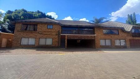 4 Bedroom maisonette for sale in Kungwini Country Estate, Bronkhorstspruit