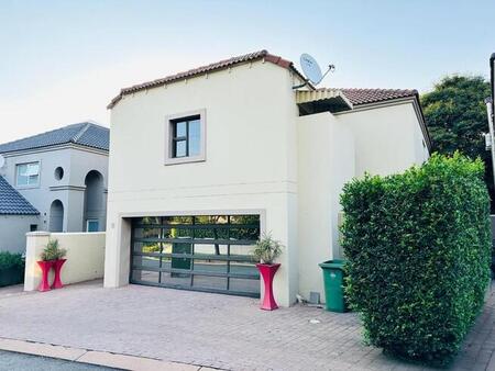 3 Bedroom Townhouse to Rent in Dainfern