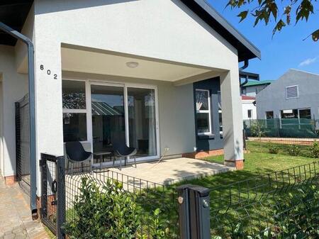 2 Bedroom Townhouse to Rent in Modderfontein