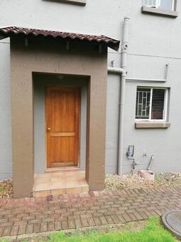 2 Bedroom Townhouse to Rent in Greenstone Hill