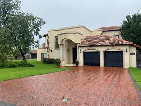 3 Bedroom Townhouse to Rent in Dainfern