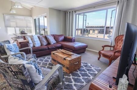 5 Bedroom House in Onrus