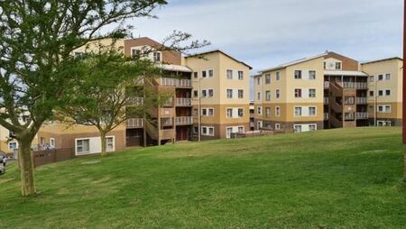 1 Bedroom Apartment in Amalinda