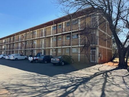 1.5 Bedroom Flat in Florentia