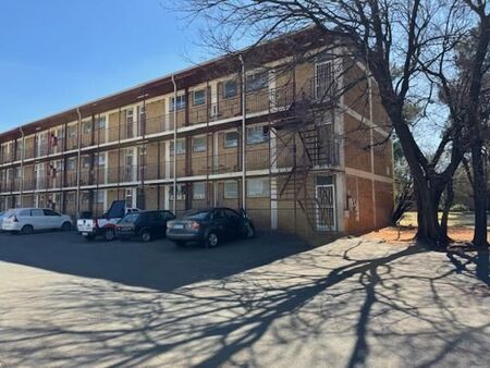 1.5 Bedroom Flat in Florentia