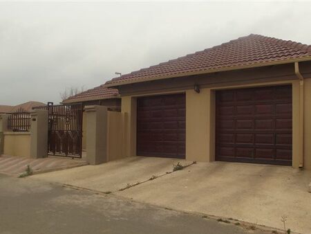 2 Bedroom House in Goudrand