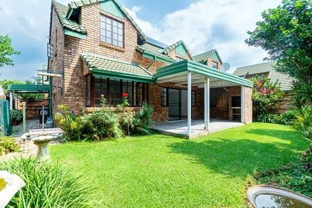 4 Bedroom House in Die Wilgers