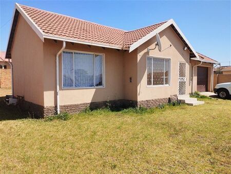 3 Bedroom House in Welgedacht