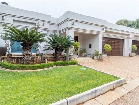 5 Bedroom House in Centurion Golf Estate