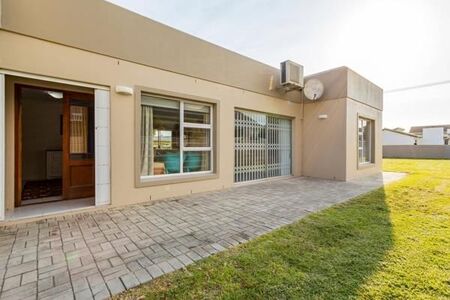 3 Bedroom House in Onrus