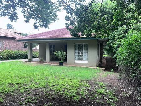 2 Bedroom House in Bedfordview
