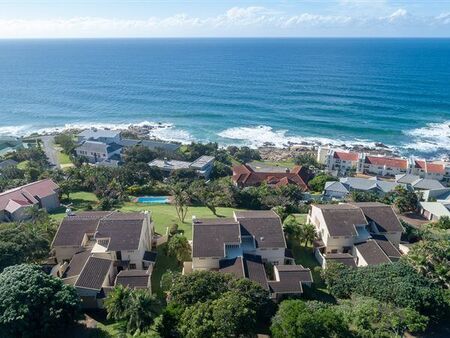 4 Bed Townhouse in Southbroom