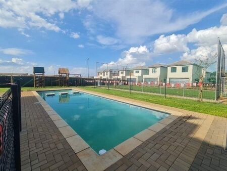 2 Bedroom Apartment in Wilgeheuwel