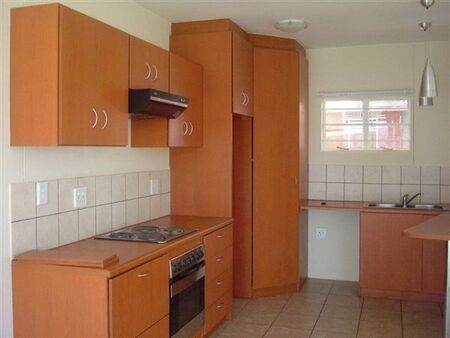 2 Bedroom Flat in Sunnyside