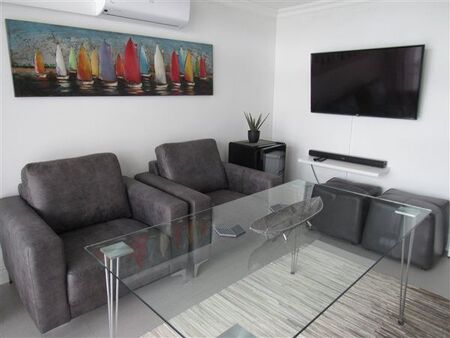 Bachelor apartment in Wavecrest