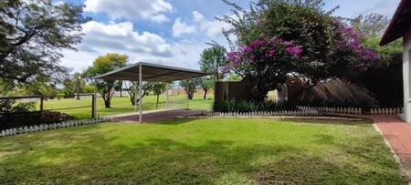 3 Bedroom House in Mnandi AH