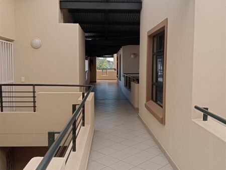 2 Bed Apartment in Somerset West Central