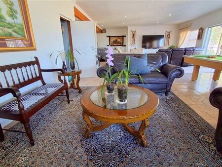 4 Bedroom House in Dana Bay