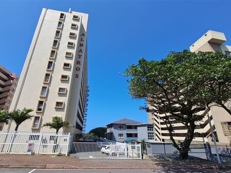 2 Bed Apartment in Amanzimtoti