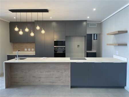 2 Bedroom House in Midfield Estate