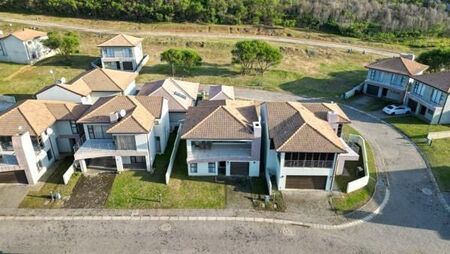 3 Bedroom Townhouse in Winterstrand