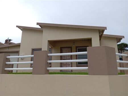 3 Bedroom Townhouse in Island View