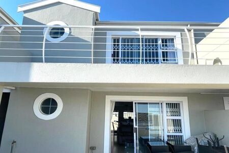 4 Bedroom Townhouse in Big Bay
