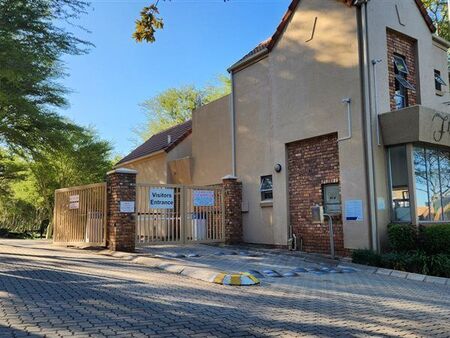 2 Bedroom Apartment in Constantia Kloof