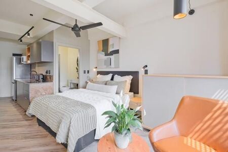 1 Bedroom Apartment in Foreshore