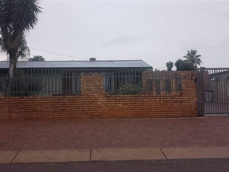 3 Bedroom House in Wespark