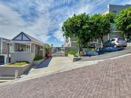 2 Bedroom Apartment in Green Point