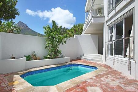 3 Bedroom Apartment in Camps Bay