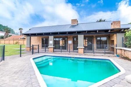 2 Bedroom Apartment in Pomona