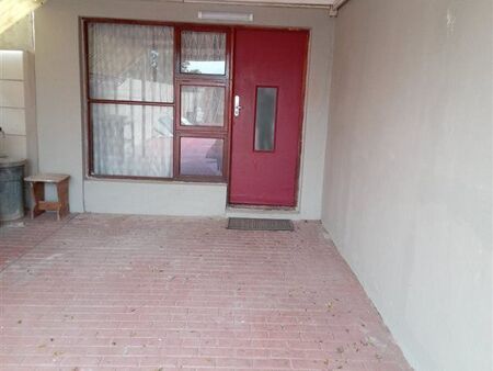 3 Bedroom Apartment in Perridgevale