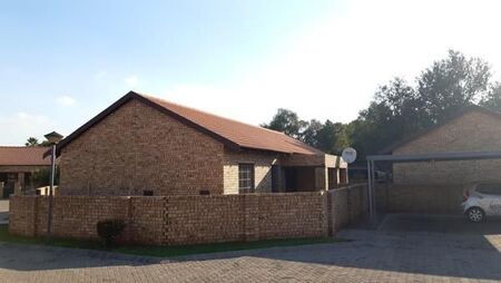 2 Bedroom Townhouse in Golf Park