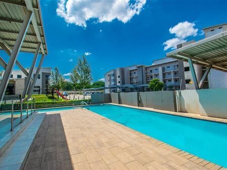 2 Bedroom Apartment in Fourways
