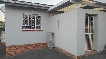 3 Bedroom house to rent in Malvern, Queensburgh