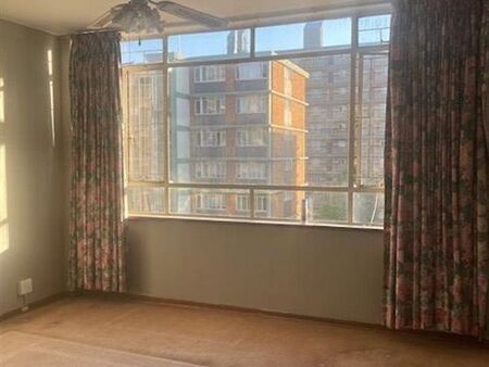 1 Bedroom Flat in Sunnyside