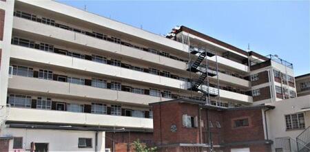 2 Bedroom Apartment in Sunnyside